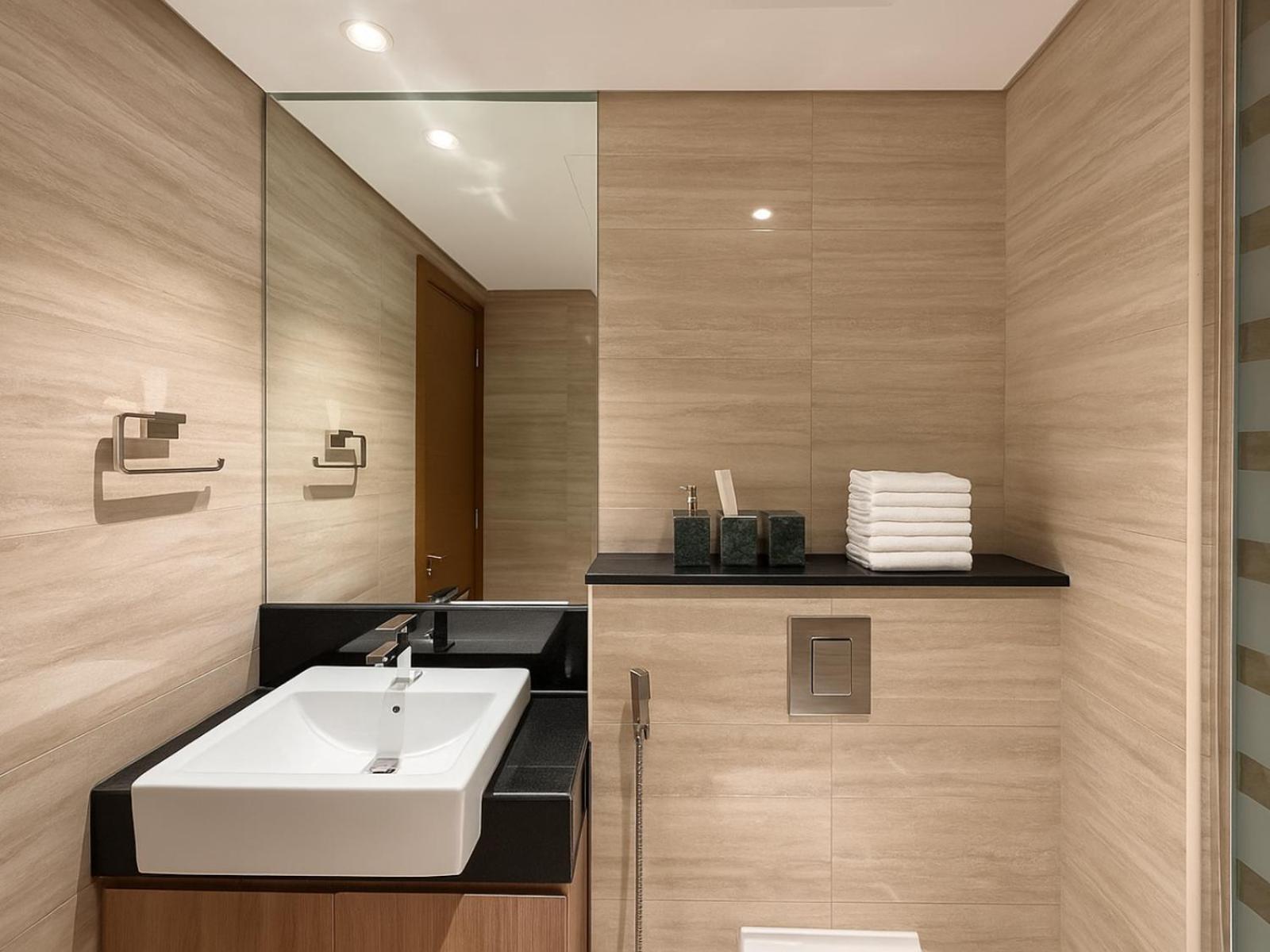 Luxury In Urban Oasis, Business Bay Apartment Dubai