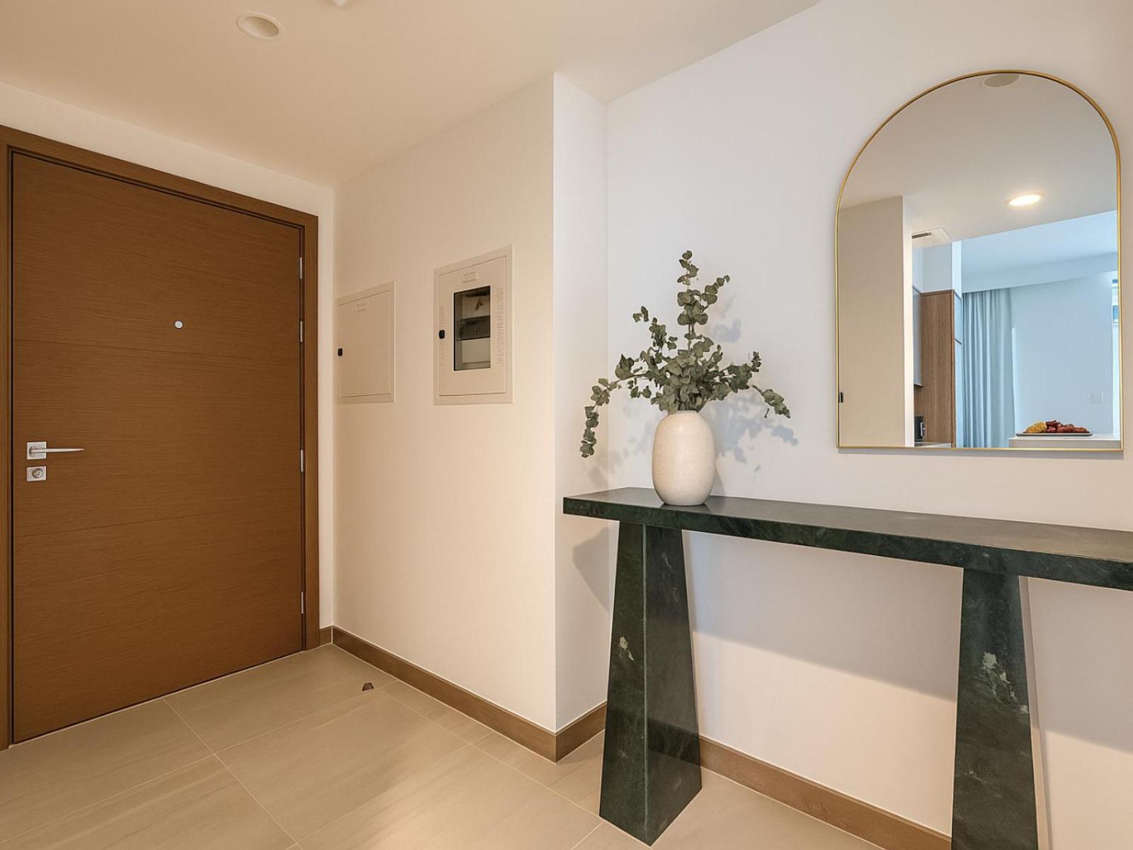 Luxury In Urban Oasis, Business Bay